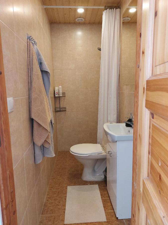 Kesklinna Peatuspaik タリン エクステリア 写真